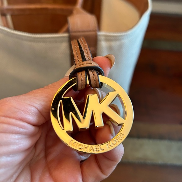 Michael Kors tote bag - Picture 2 of 10